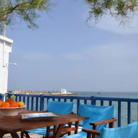 度假居 Sea Front Homeleader